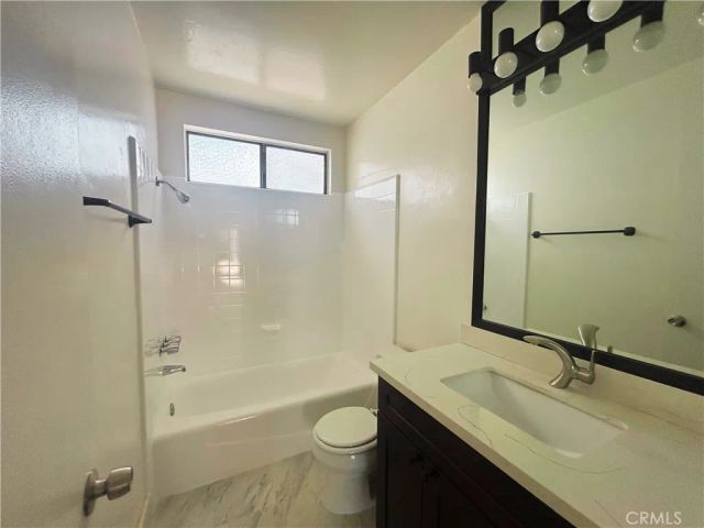 1522 S Centinela Ave 204, Los Angeles, CA 90025