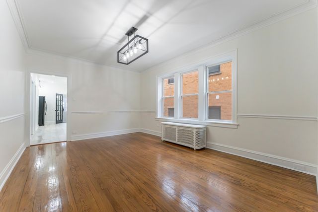 1027 N Harlem Avenue 1, Oak Park, IL 60302