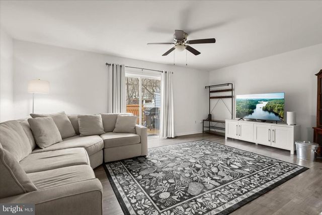 21 JOHNAMAC N, Littlestown, PA 17340