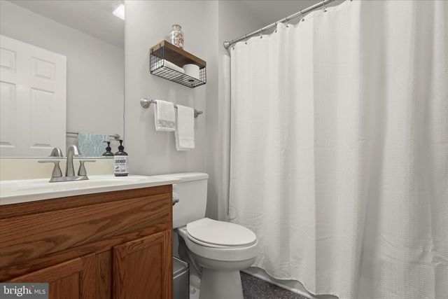 21 JOHNAMAC N, Littlestown, PA 17340