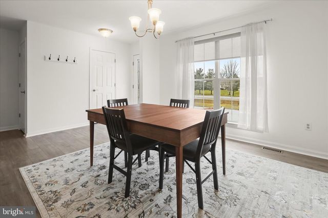 21 JOHNAMAC N, Littlestown, PA 17340