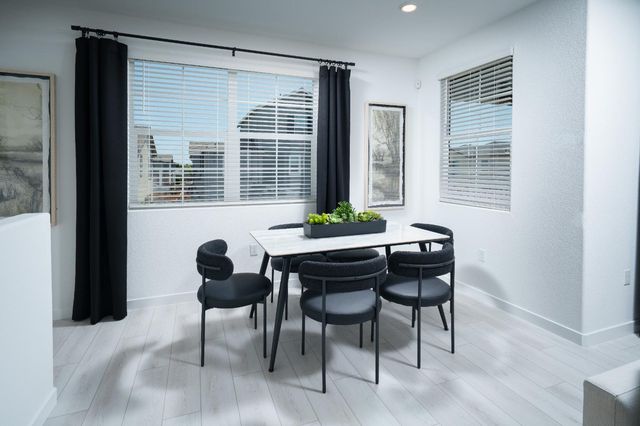 1127 Bellawood Dr, Galt, CA 95632