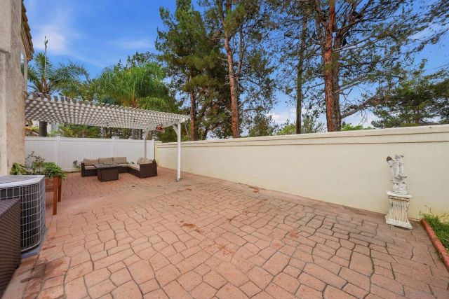 12233 Via Hacienda, El Cajon, CA 92019