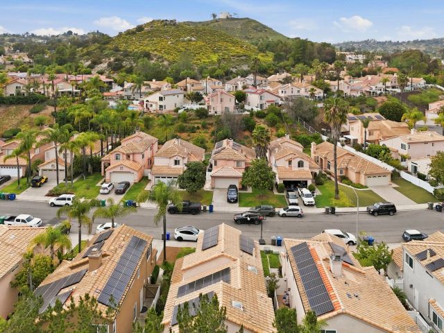 12233 Via Hacienda, El Cajon, CA 92019