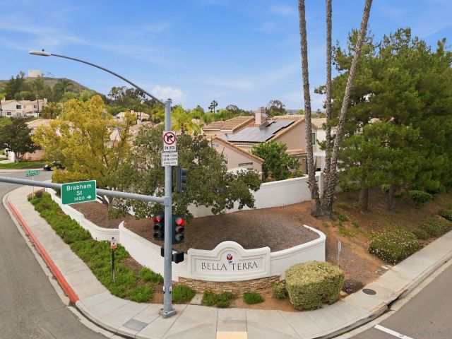 12233 Via Hacienda, El Cajon, CA 92019