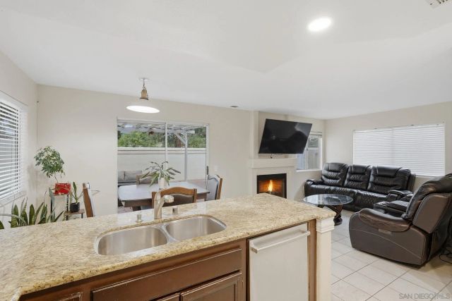 12233 Via Hacienda, El Cajon, CA 92019