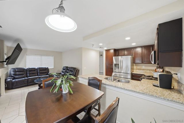 12233 Via Hacienda, El Cajon, CA 92019