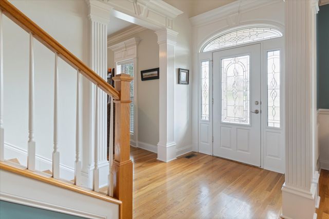 2910 Sulphur Springs Rd, Murfreesboro, TN 37129