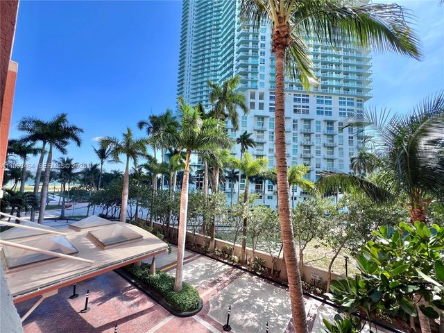 2000 N Bayshore Dr 304, Miami, FL 33137