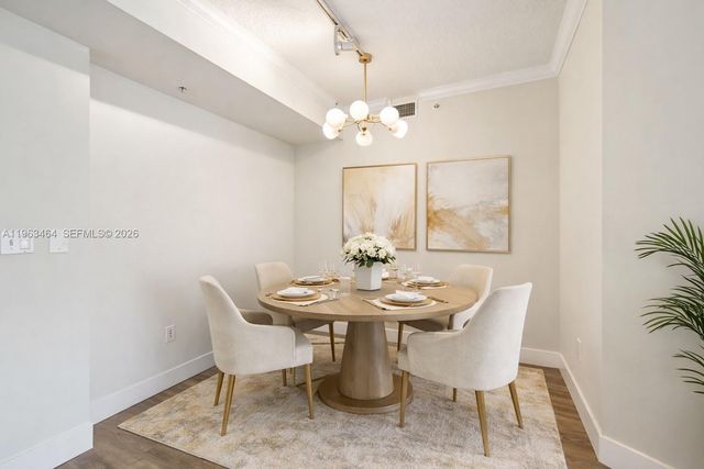 2000 N Bayshore Dr 304, Miami, FL 33137