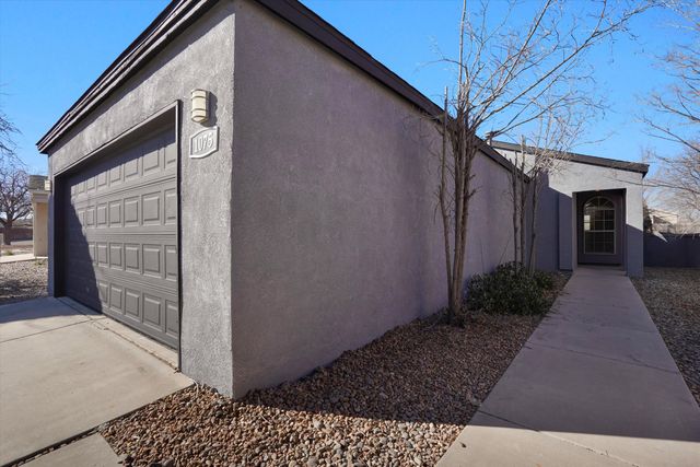 1075 Sand Dune Road NE, Rio Rancho, NM 87144