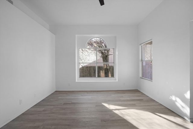 1075 Sand Dune Road NE, Rio Rancho, NM 87144