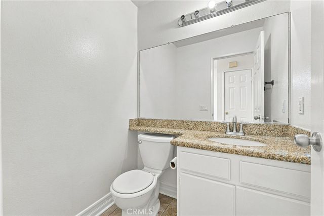 220 Suffolk, Corona, CA 92882