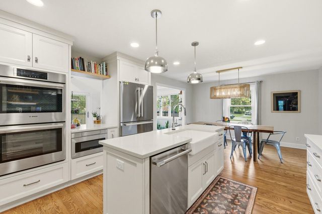 611 Rudy Lane, Louisville, KY 40207