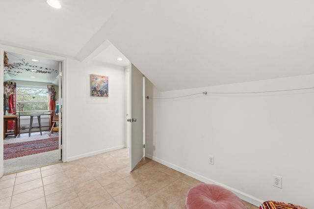 611 Rudy Lane, Louisville, KY 40207