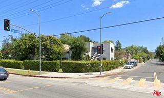 11758 11752 Magnolia Boulevard, Valley Village, CA 91607