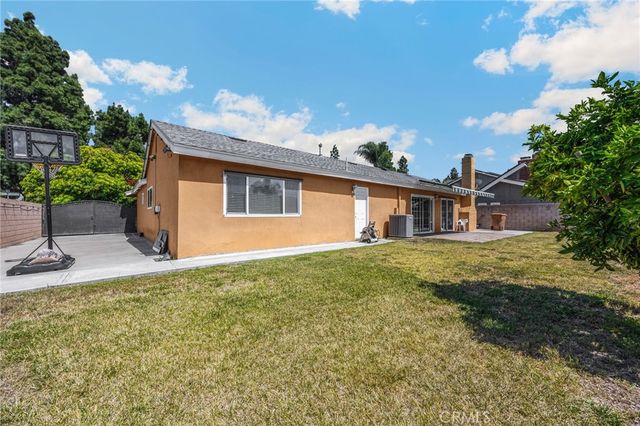 1545 La Salle Circle, Placentia, CA 92870
