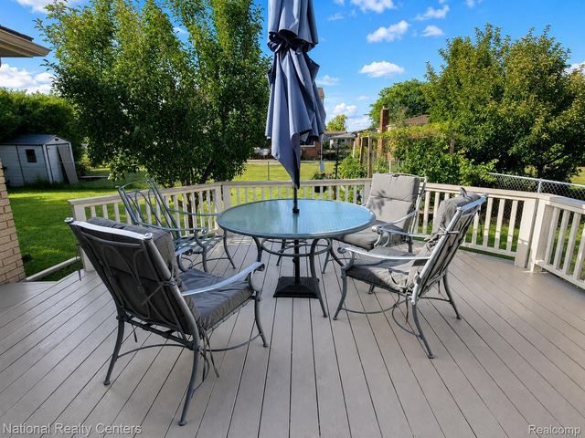 3621 Bates Drive, Sterling Heights, MI 48310