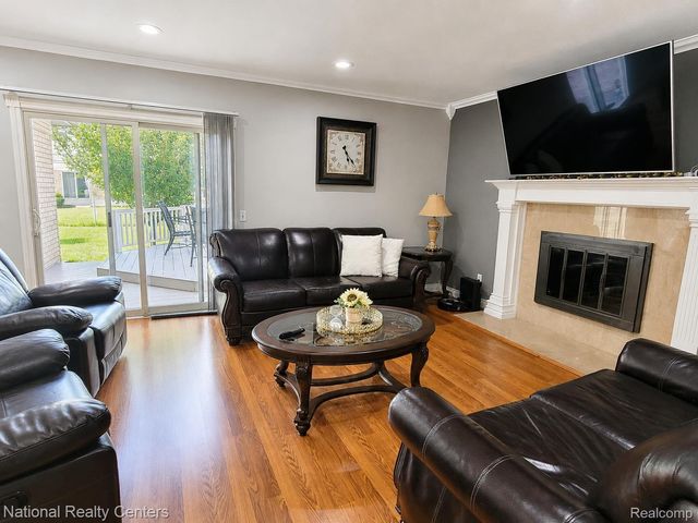 3621 Bates Drive, Sterling Heights, MI 48310