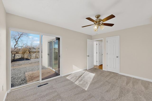 1305 Saint Street NE, Albuquerque, NM 87112