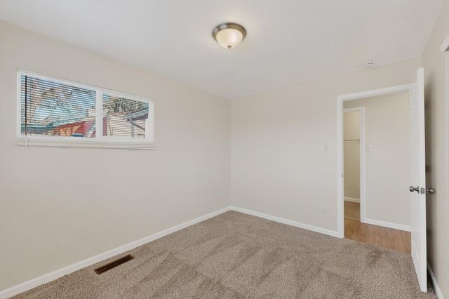 1305 Saint Street NE, Albuquerque, NM 87112