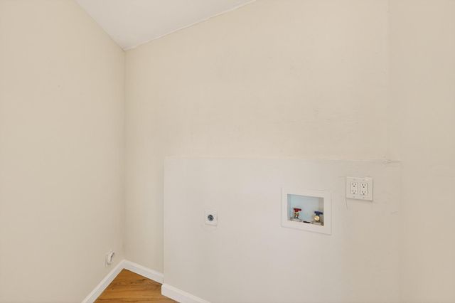1305 Saint Street NE, Albuquerque, NM 87112