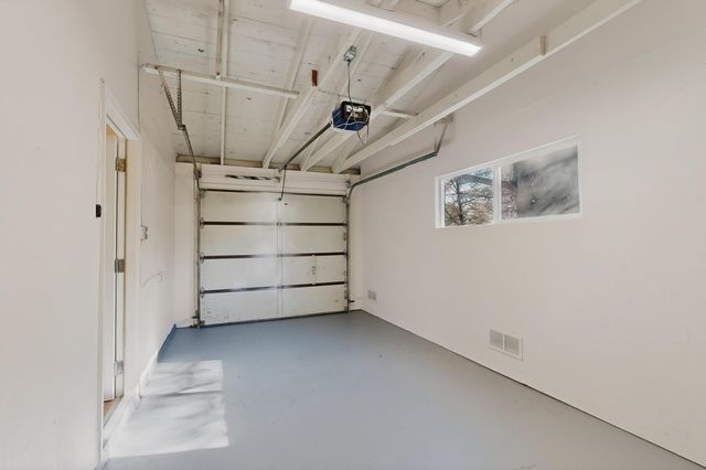 1305 Saint Street NE, Albuquerque, NM 87112