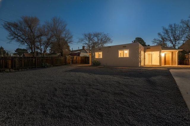 1305 Saint Street NE, Albuquerque, NM 87112