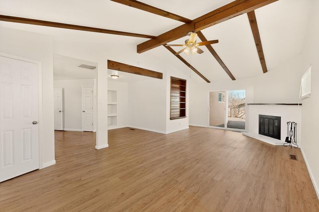 1305 Saint Street NE, Albuquerque, NM 87112