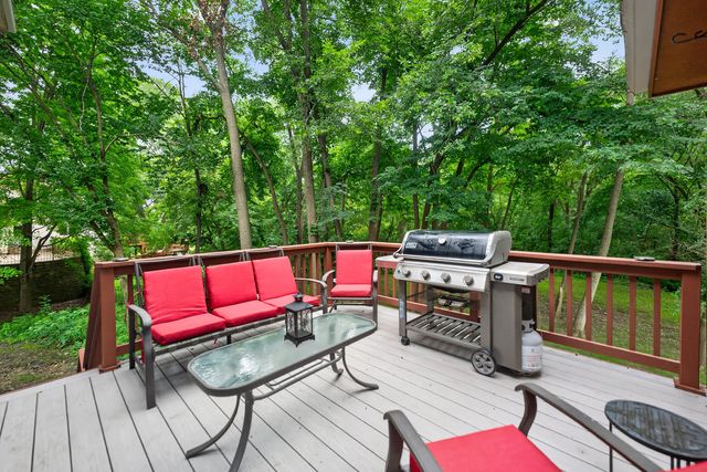 32 Riverbend Road, Montgomery, IL 60538