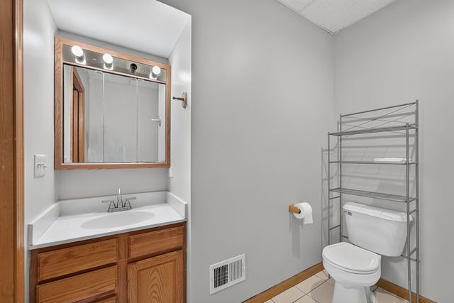 32 Riverbend Road, Montgomery, IL 60538