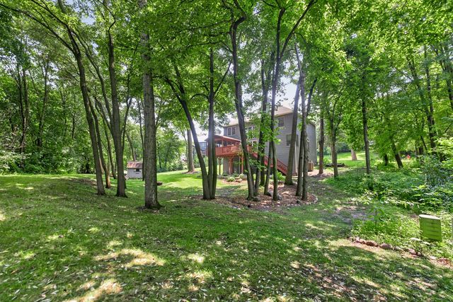 32 Riverbend Road, Montgomery, IL 60538