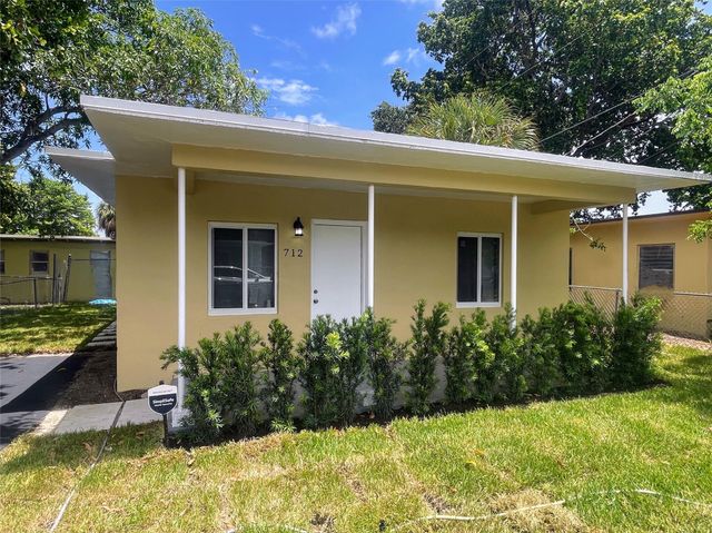 712 NW 17th Avenue, Fort Lauderdale, FL 33311