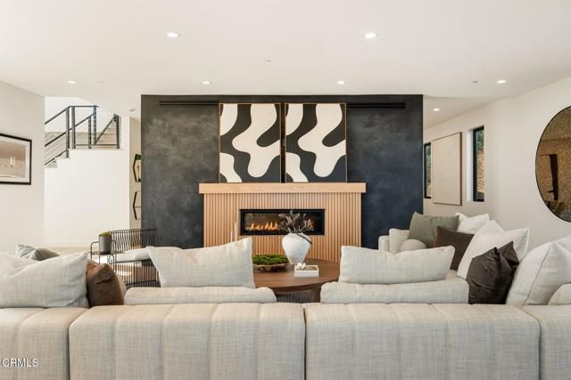 708 Skyview Terrace, Ventura, CA 93003