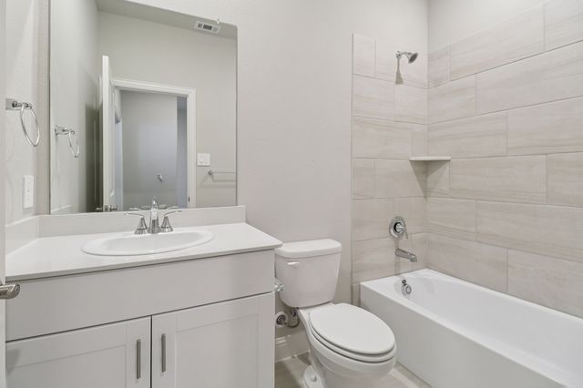 4034 Granbury Drive, Farmersville, TX 75442