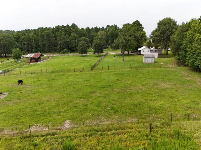 409 Moffett Springs Road, Huntsville, TX 77320