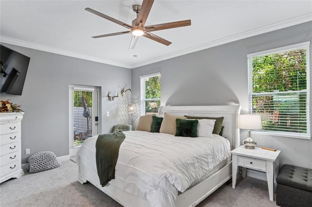 2424 12TH STREET S, St Petersburg, FL 33705