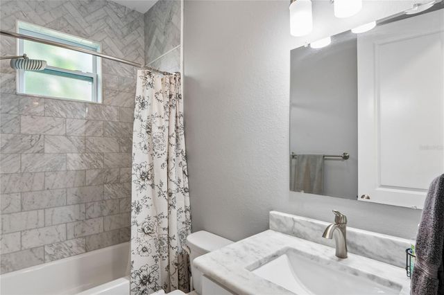 2424 12TH STREET S, St Petersburg, FL 33705