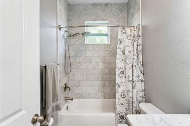 2424 12TH STREET S, St Petersburg, FL 33705