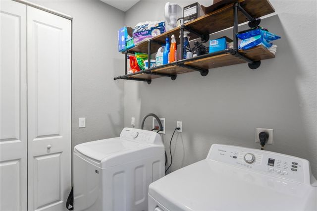 2424 12TH STREET S, St Petersburg, FL 33705