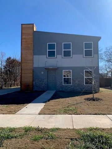 1420 E Arlington Avenue, Fort Worth, TX 76104