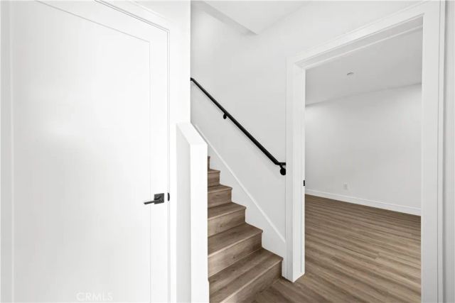 6704 Kester Avenue, Van Nuys, CA 91405