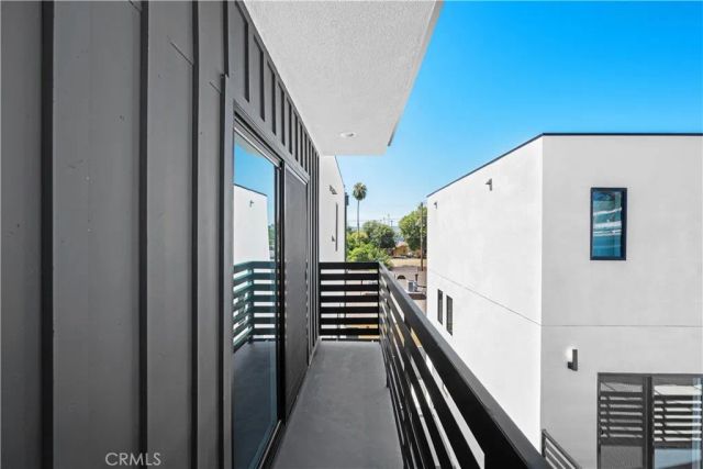 6704 Kester Avenue, Van Nuys, CA 91405