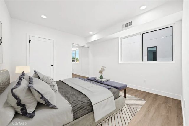 6704 Kester Avenue, Van Nuys, CA 91405