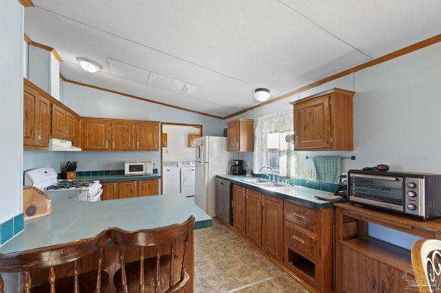 5051 W Hwy 4, Walnut Hill, FL 32535