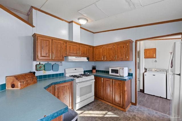 5051 W Hwy 4, Walnut Hill, FL 32535
