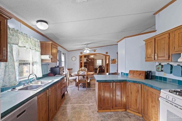 5051 W Hwy 4, Walnut Hill, FL 32535