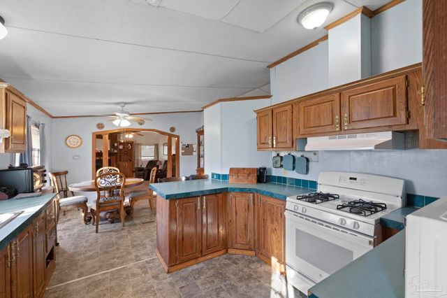 5051 W Hwy 4, Walnut Hill, FL 32535
