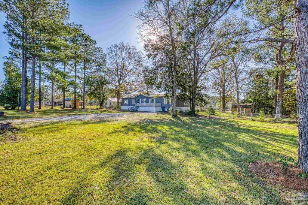 5051 W Hwy 4, Walnut Hill, FL 32535