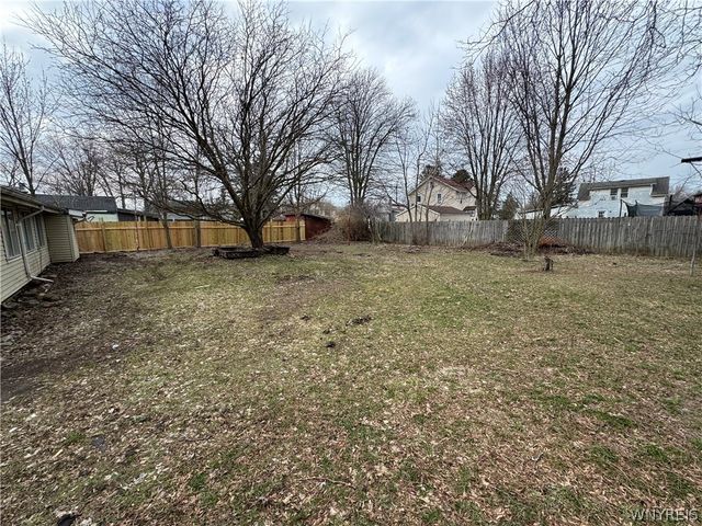 270 Grand Street, Lockport City, NY 14094